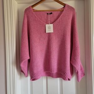 Pink oversized sweater with Dolman sleeves